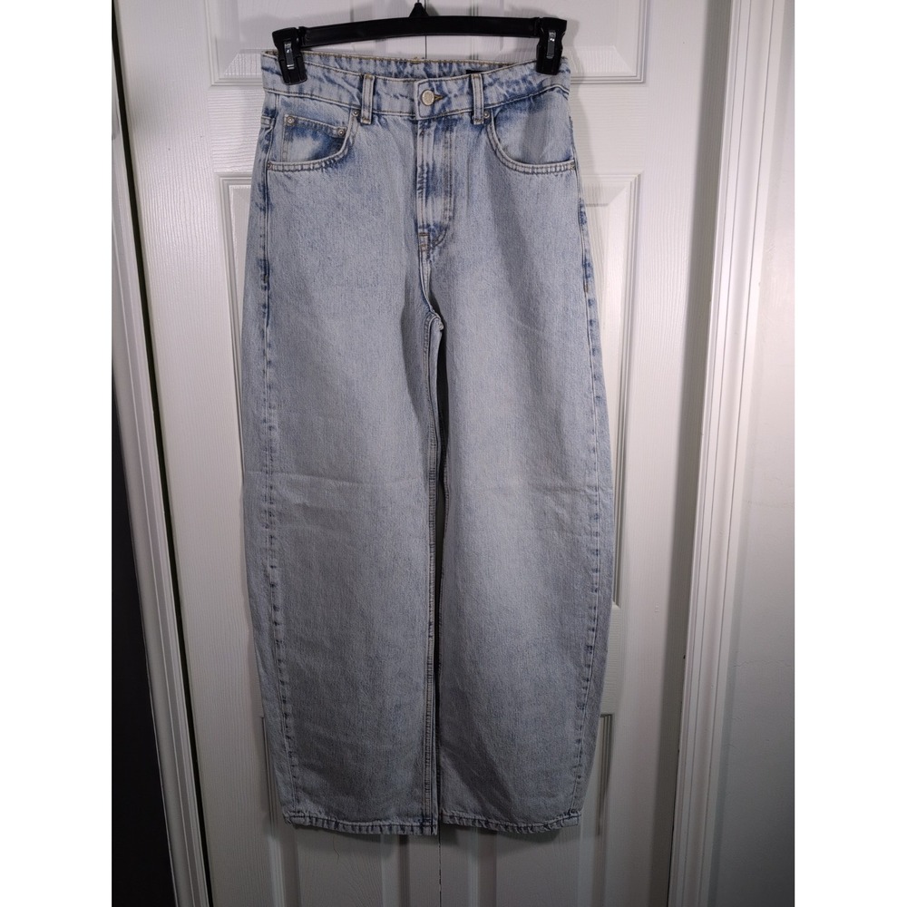 Zara women High Rise Size 2 Wide Leg Barrel Jeans